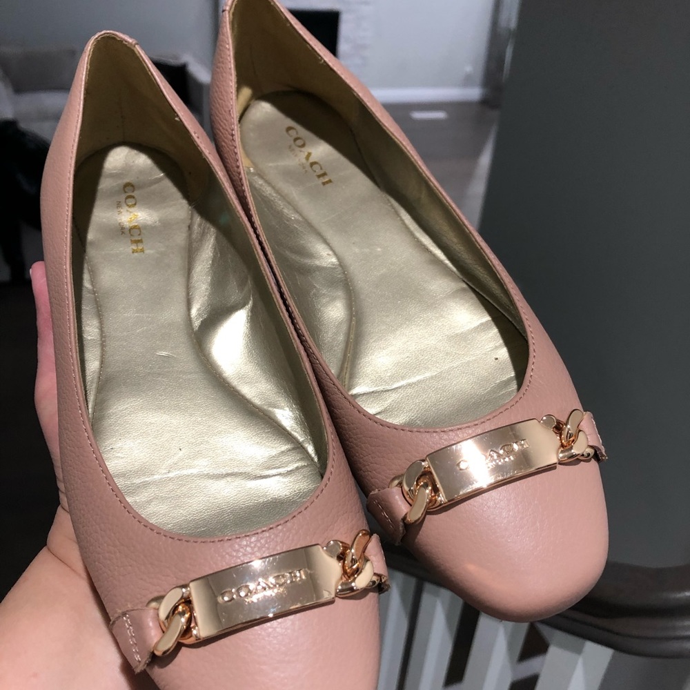 Coach flats